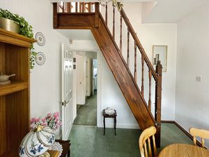 Dining Room - click for photo gallery